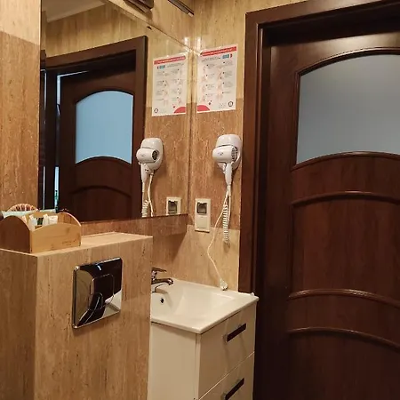 Apartment Leukozja